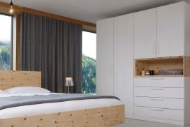 ga-03 Attraktives Schlafzimmer in Zirbe/weiß