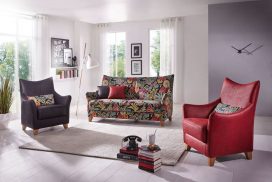 Sofas und Sessel in Stoff und Lederbezügen